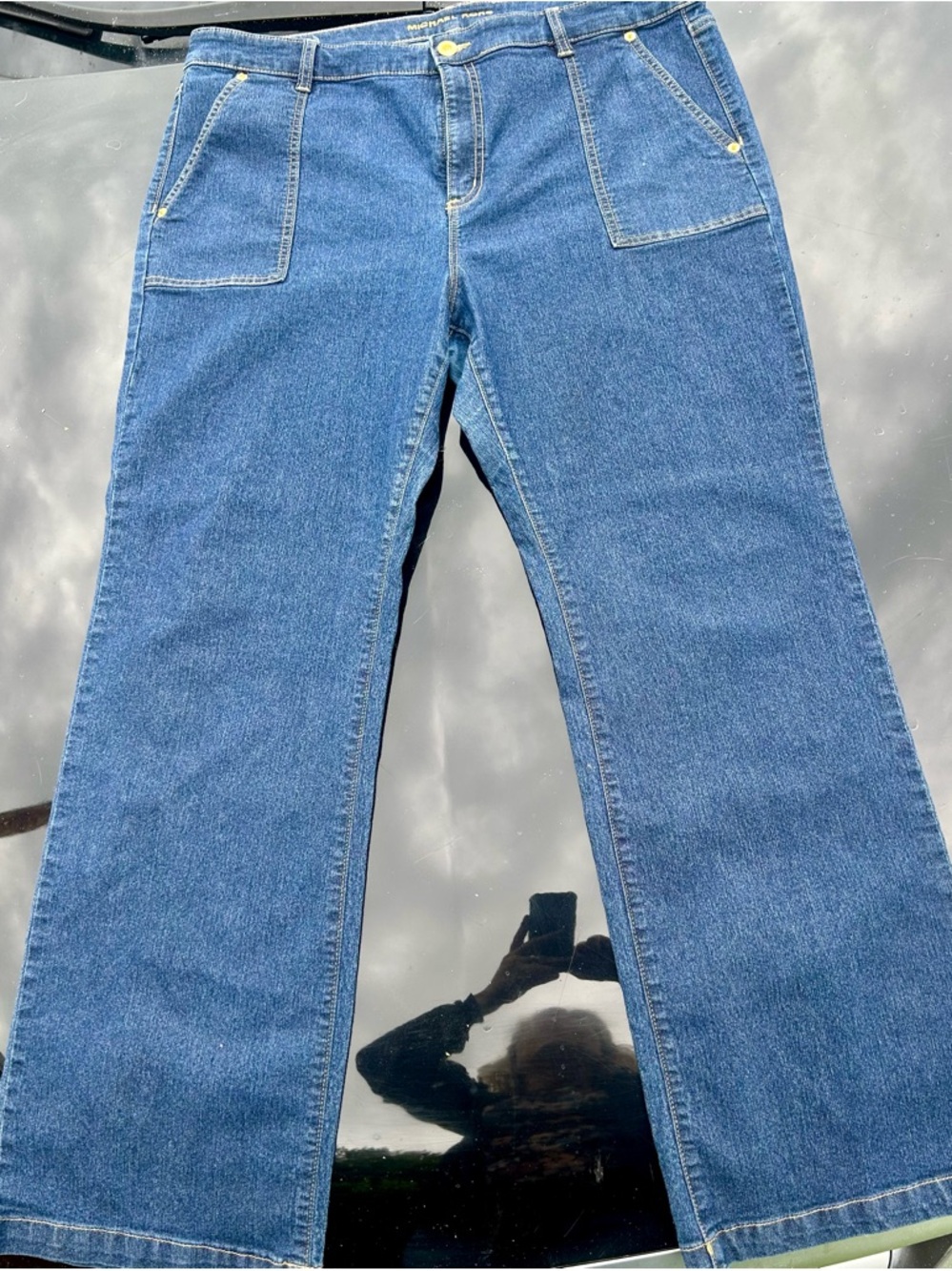 * Michael Kors 
* Selma Cropped Flare 
* Size 16
